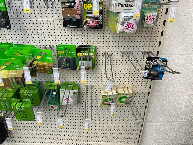 Partij diverse gp/&panasonic/etc batterijen (230x) - afbeelding 4 van  6