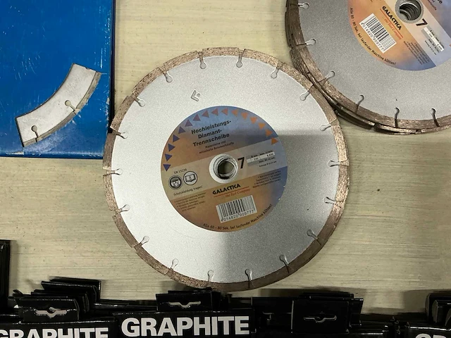 Partij diverse graphite/carat/galactica slijpschijven (69x) - afbeelding 5 van  7