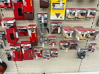 Partij diverse graphite/kwb circkelzaagbladen/slijpschijven/schuurstroken/overig (409x) - afbeelding 14 van  19