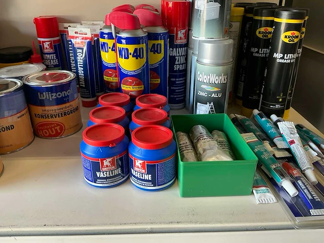 Partij diverse griffon/pattex/bison/hammerite/etc producten (86x) - afbeelding 9 van  14