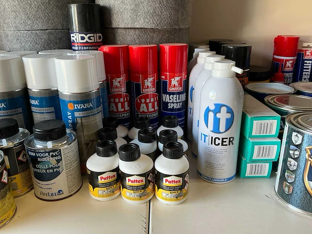 Partij diverse griffon/pattex/bison/hammerite/etc producten (86x) - afbeelding 13 van  14