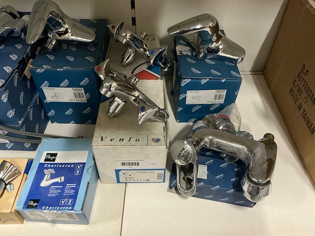 Partij diverse grohe/venlo/plieger/etc sanitair (17x) - afbeelding 2 van  5