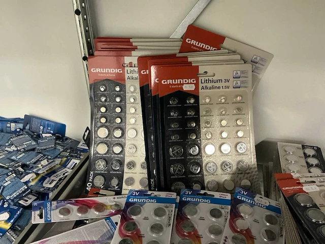 Partij diverse grundig batterijen (265 verpakkingen) - afbeelding 5 van  5