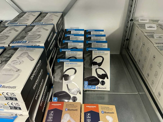 Partij diverse grundig true wireless stereo earphones (102x) - afbeelding 3 van  7