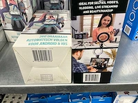 Partij diverse grundig/qware selfie light rings/tripods/automatisch volgen (118x) - afbeelding 8 van  9