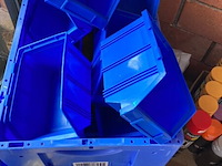 Partij diverse handelsgoederen - afbeelding 7 van  11