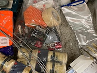Partij diverse handelsgoederen - afbeelding 2 van  5