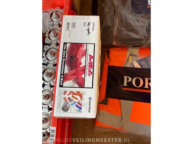 Partij diverse handelsgoederen - afbeelding 2 van  21