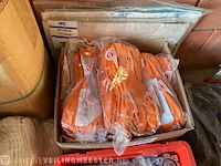 Partij diverse handelsgoederen - afbeelding 16 van  21
