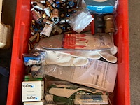 Partij diverse handelsgoederen - afbeelding 19 van  21