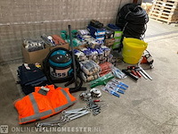 Partij diverse handelsgoederen - afbeelding 11 van  13
