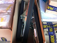 Partij diverse handelsgoederen - afbeelding 9 van  12