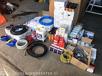 Partij diverse handelsgoederen - afbeelding 10 van  17