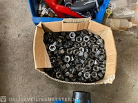 Partij diverse handelsgoederen - afbeelding 11 van  20