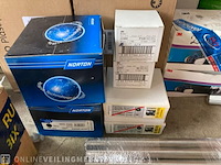 Partij diverse handelsgoederen - afbeelding 9 van  15