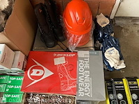 Partij diverse handelsgoederen - afbeelding 2 van  17