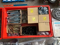 Partij diverse handelsgoederen - afbeelding 38 van  38
