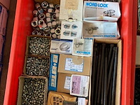 Partij diverse handelsgoederen - afbeelding 8 van  25