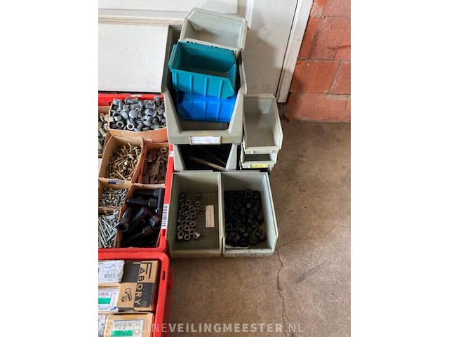 Partij diverse handelsgoederen - afbeelding 10 van  25