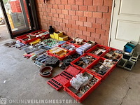 Partij diverse handelsgoederen - afbeelding 12 van  25