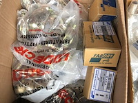 Partij diverse handelsgoederen - afbeelding 13 van  16