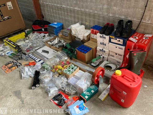 Partij diverse handelsgoederen - afbeelding 11 van  18