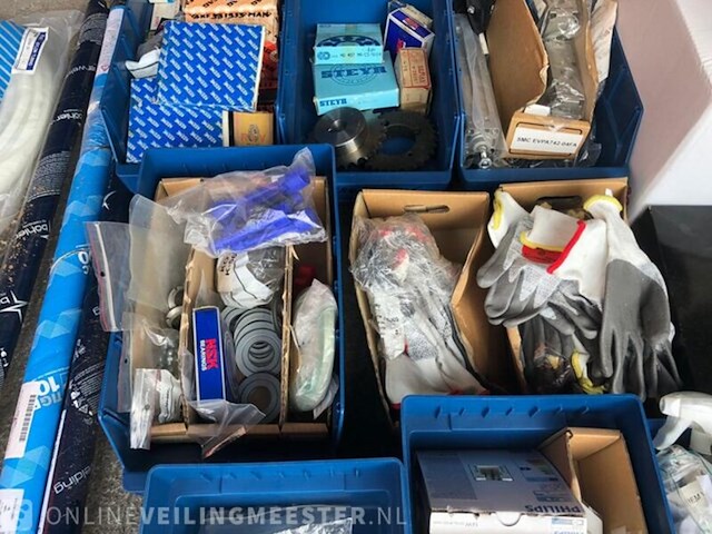 Partij diverse handelsgoederen - afbeelding 3 van  14