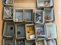 Partij diverse handelsgoederen - afbeelding 4 van  10