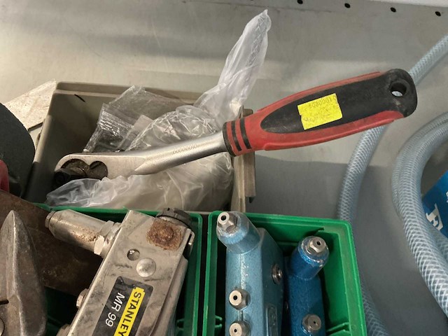 Partij diverse handgereedschap - afbeelding 2 van  5