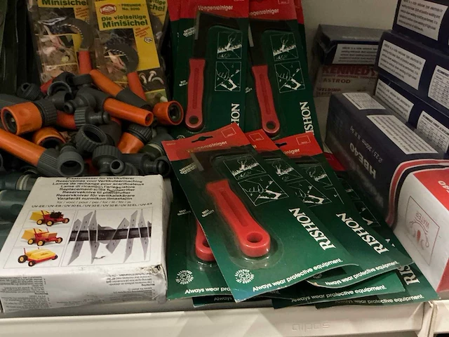 Partij diverse handgereedschap/accessoires (240x) - afbeelding 6 van  12