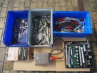Partij diverse handgereedschappen - afbeelding 1 van  7