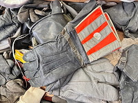 Partij diverse handschoenen - afbeelding 4 van  4