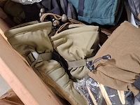 Partij diverse handschoenen - afbeelding 7 van  8