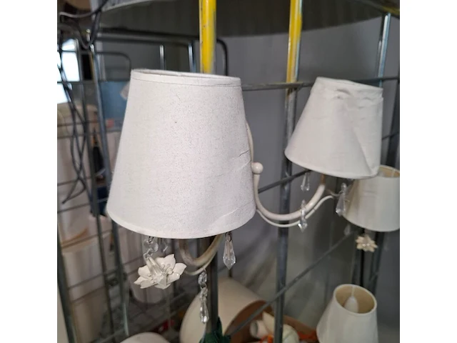 Partij diverse hanglampen en lampenkappen, o.a lnd design, home sweet home, lundia oy - afbeelding 10 van  23