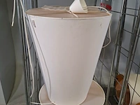 Partij diverse hanglampen en lampenkappen, o.a lnd design, home sweet home, lundia oy - afbeelding 18 van  23