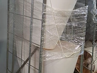 Partij diverse hanglampen en lampenkappen, o.a lnd design - afbeelding 2 van  10