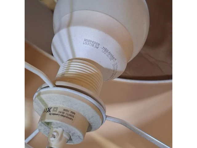 Partij diverse hanglampen en lampenkappen, o.a lnd design - afbeelding 5 van  10
