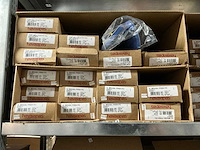 Partij diverse havaianas slippers (236x) - afbeelding 7 van  24