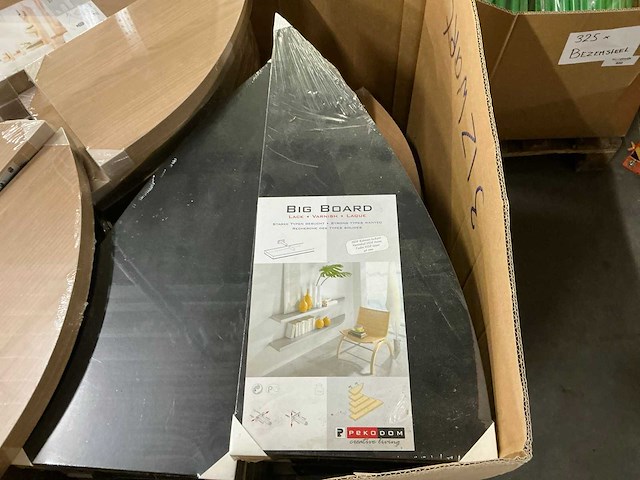 Partij diverse hoek planken (131x) - afbeelding 2 van  6