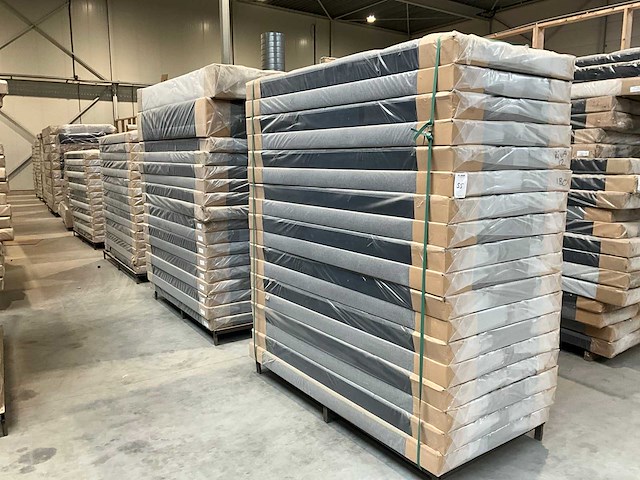 Partij diverse hoofdborden en bedboxen - afbeelding 5 van  8