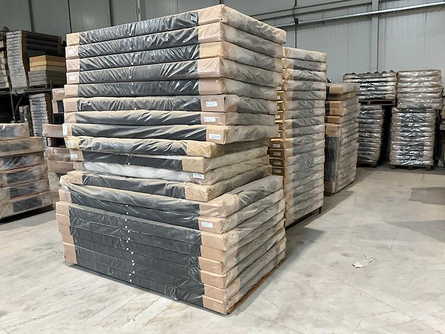 Partij diverse hoofdborden - afbeelding 6 van  7