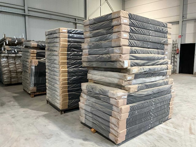 Partij diverse hoofdborden - afbeelding 1 van  7