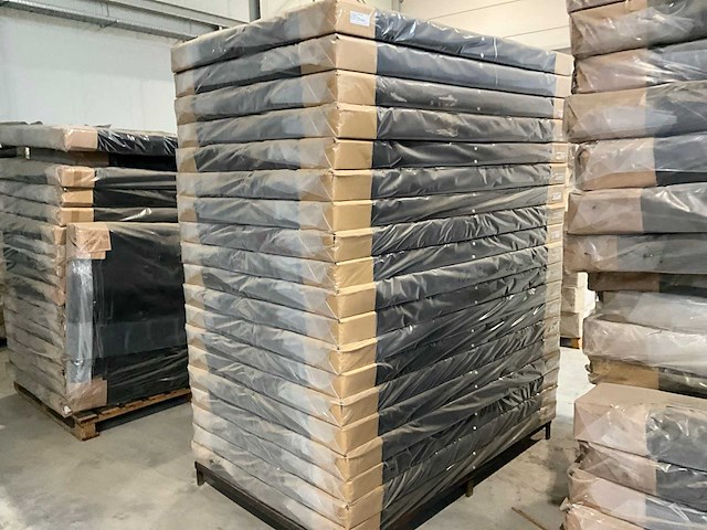 Partij diverse hoofdborden - afbeelding 2 van  7