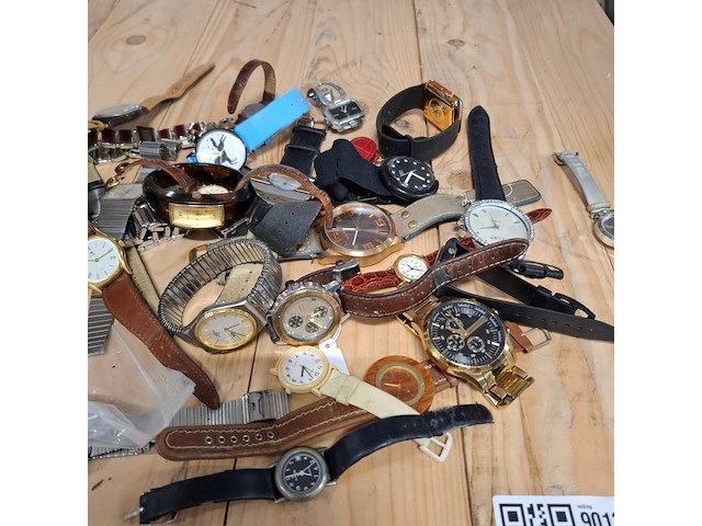Partij diverse horloges - afbeelding 3 van  4