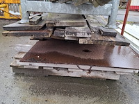 Partij diverse houten balken en planken - afbeelding 8 van  12