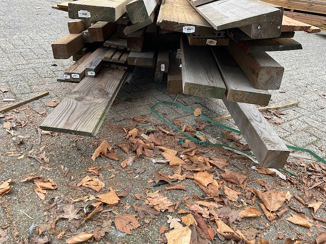 Partij diverse houten planken/balken - afbeelding 3 van  10