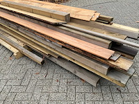Partij diverse houten planken/balken - afbeelding 6 van  10