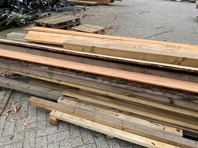Partij diverse houten planken/balken - afbeelding 8 van  10