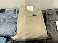 Partij diverse hugo boss/calvin klein/armani exchange/tommy jeans heren broeken (22x) - afbeelding 18 van  19
