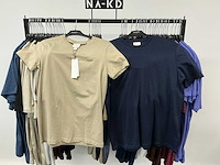 Partij diverse hugo boss/calvin klein/tommy jeans heren t-shirts (57x) - afbeelding 4 van  33